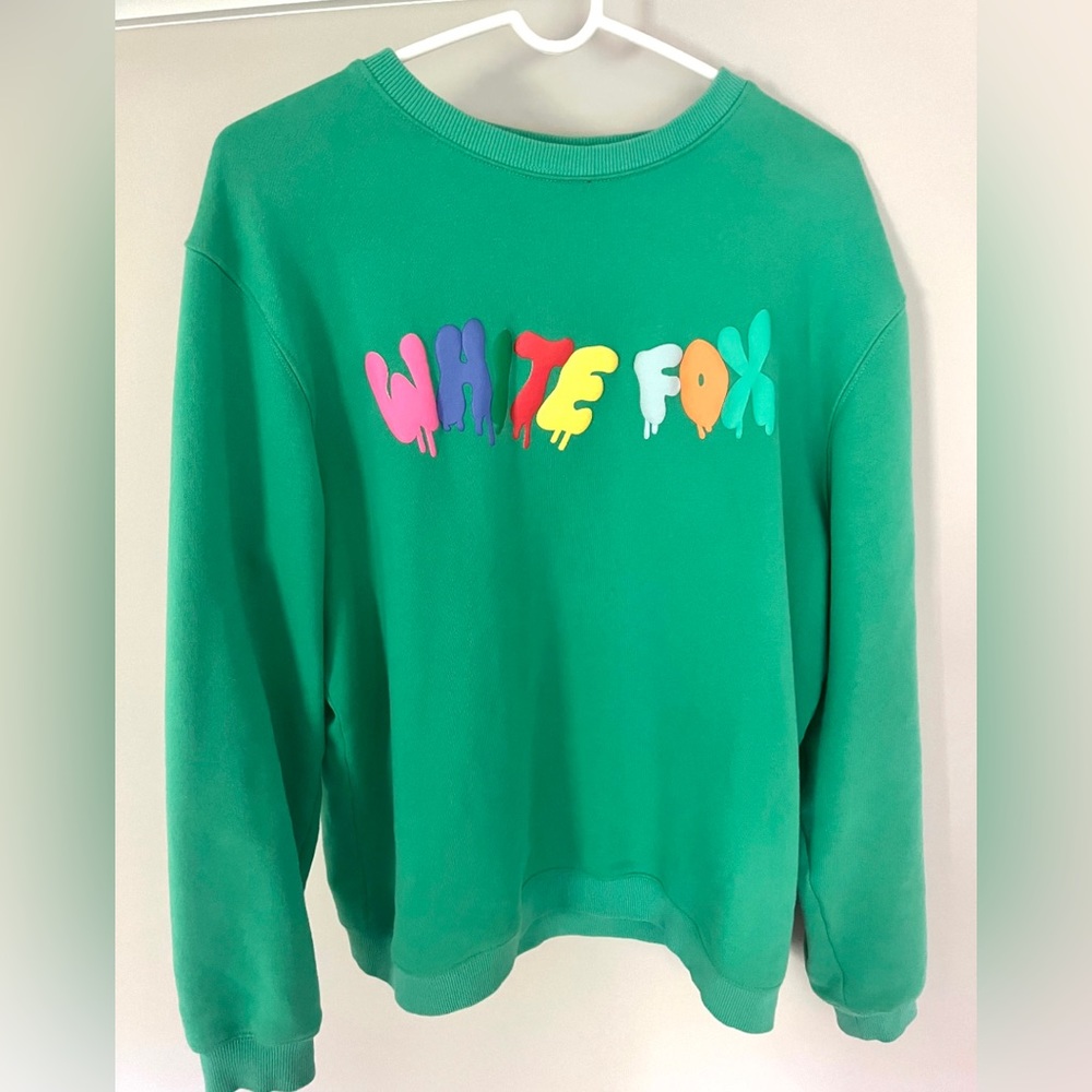 White Fox Boutique Crewneck!